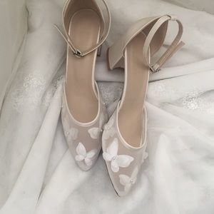 NWOT Ivory Butterfly Block Heel | White Bridal Heels